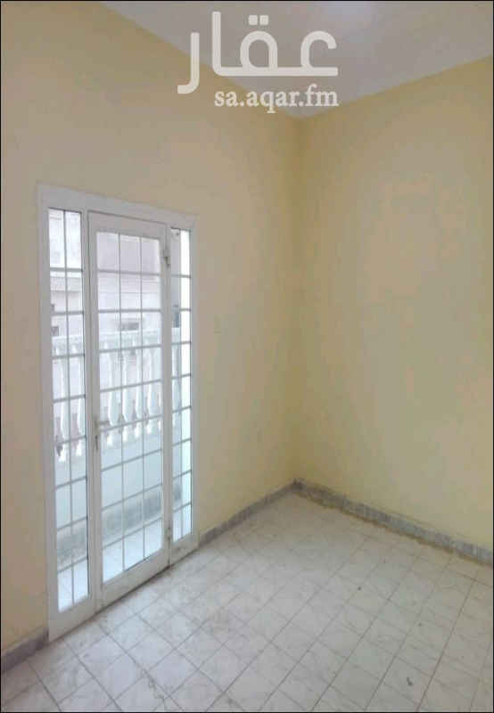 1467521 عمارة للايجار مكونه من 24 غرفه بمنافعها حى الشرفيه شارع التوبه مكونه من 4 شقق كل شقه من 6 غرف و3 حمام ومطبخ وصاله .... الموقع غير دقيق