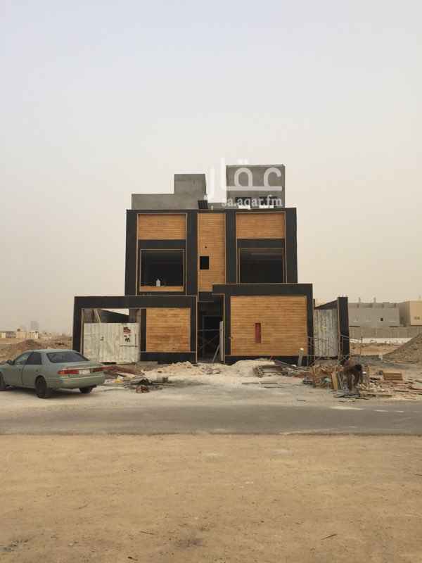 1700634 للبيع فيلا بحي القيروان
المساحه / ٣٥٢ متر
نظام الفيلا / درج بالصاله
مكونات الفيلا / ملحق خارجي وغرفة سائق ومدخل سياره
الدور الارضي
مجلس رجال بحمام ومقلط وصاله ومطبخ
ومجلس للنساء
الدور العلوي
اربع غرف نوم بثلاث دورات مياه وصاله كبيره
السطح
غرفة نوم وصاله كبيره وغرفة خادمه وغرفة
غسيل
مميزات الفيلا
مؤسس مصعد
حوش كبير
الشارع ١٨ متر شمالي
ملحق خارجي
الصالات حق الفيلا كبيره
السطح في امكانيه لزيادة غرفة