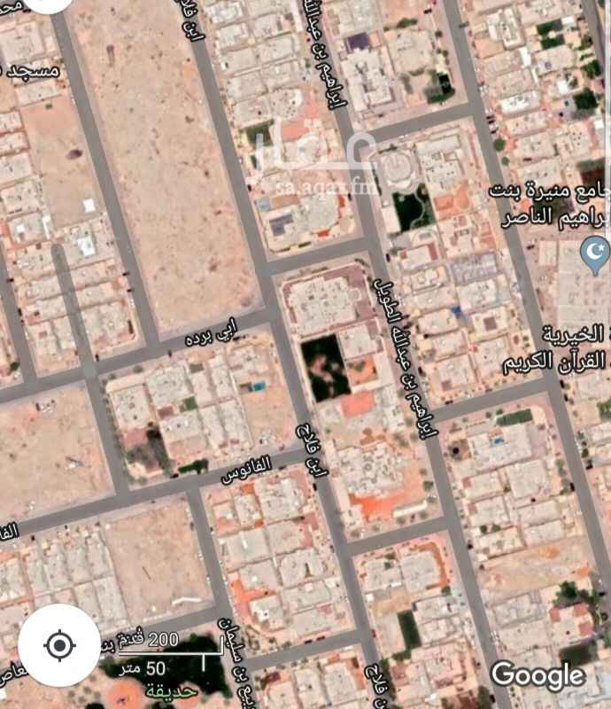 1686413 للبيع قطعه ارض سكنيه
حى الدراعيه
زاويه جنوبيه شارع 20م
شرقى شارع 20م
المساحه 1500م
الأطوال 30 ✖ 50
سوم 2600
بيع فرق السوم ان شاء الله
والله الموفق