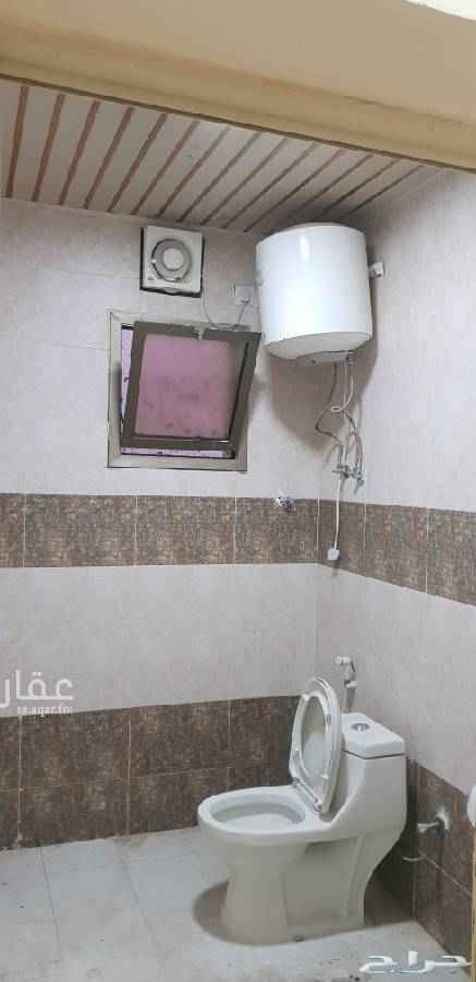1554595 شقه غرفتين نوم مجلس رجال مقلط صاله مطبخ دورتين مياه اعزكم الله ;نظام الدفعات كل ثلاثه شهور او سته شهور ;قيمه الايجار 22 الف ;الحي الثلاث الخامس مجاوره بنده . وقريبه من الجامع وما التوفيق الى بي الله