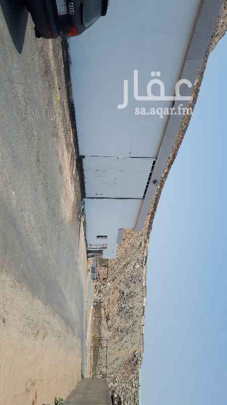 1105321 مستودع للايجار في السامر مساحته ٢٢٥م في داخل حوش وكهرباء وماء وحارس بالاجواد الملاصق بالسامر بجده