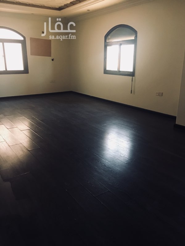 1663817 فيلا ممتازه بدون مكيفات فقط