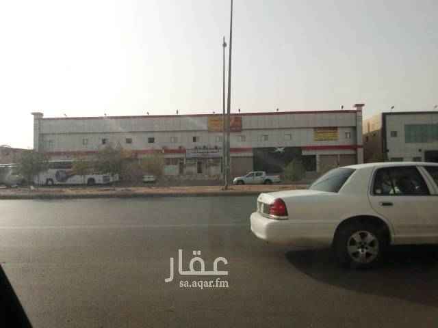 1654478 مجمع اتصالات للايجار مفرق او بالكامل الرياض حى السلي ايجار مفرق ١٥٠٠٠الف للمحل سنويا كما توجد شقق مكتبيه بالدور الاول الاسعار حسب مساحه المكتب