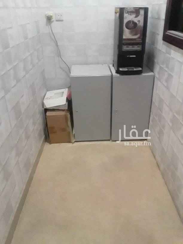 1678056 للايجار مكاتب فخمه حى الياسمين طريق الملك عبدالعزيز مساحه تبدا ٦٠متر الي ١١٨ متر سعر المتر٥٢٠ريال موقع ممييز بجوار القريه النجديه