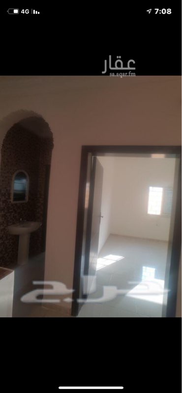 1566457 شقق للإيجار في حي الاجاويد ، جدة غرفة نوم صالة دورة مياةالايجار 1300ريال. كما يوجد غرفه حمام مطبخ 1000 ريال الاجار شامل الكهرباء والماء كما يوجد واي فاي الياف بصريه