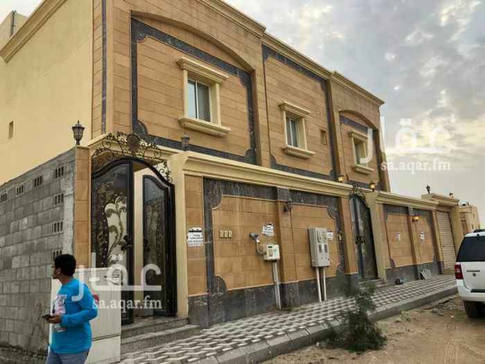 1386634 فيلا جديده البناء شخصي عباره عن دور مستقل 6غرف نوم وصاله و4دورات مياه
ومطبخ و3شقق بي مدخل جانبي كل شقه مكونه من 3غرف واسعه وصاله ودورتين مياه وملحق
لها مدخل سياره المساحه 400
السعر 1.400.000
الاتصال علي هذا الرقم
ابومساعد. 0538603095