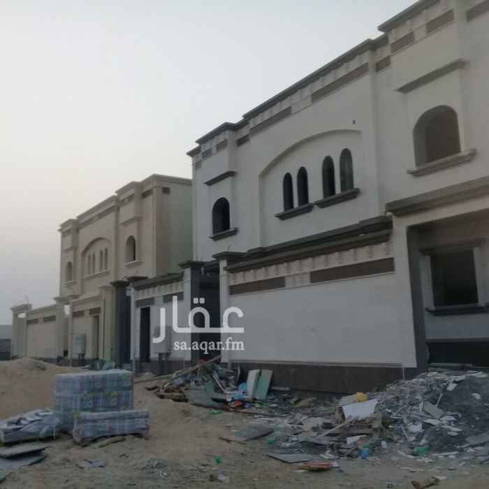 1531768 بيت للبيع دور وشقتين تشطيب ممتاز شامل ضمانات السباكه والكهرباء يوجد مجلس رجال ومقلط ومجلس نساء وغرفت ماستر
4غرف نوم ومطبخ غرفه سايق وغرفه خادمه للاستعلام ابومساعد 0538603095