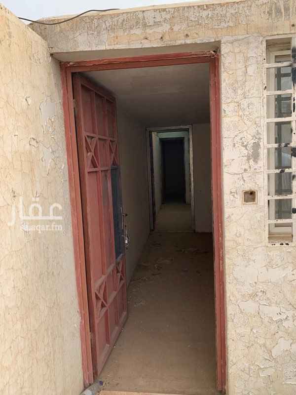 1691841 عماره ٩٩
غرفه وحمام يشمل الكهرباء والماء
الدور الاخير بالسطح
عزاب
للايجار السنوي و الشهري
في حالة دفع المبلغ كامل مقدم يتم عمل خصم
للاستفسار الرجاء زياره مكتب الملحم