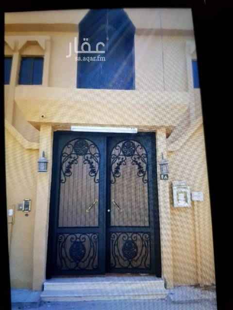 1418414 للبيع فيلا حى المالك فهد درج صاله الارضي بيت شعر وغرفة سائق + مجالس وغرفة كبار سن + ٤ غرف نوم وصاله + السطح غرفة خادمه وغرفة غسيل للاستفسار ( ابو احمد 0552148746) مباشر