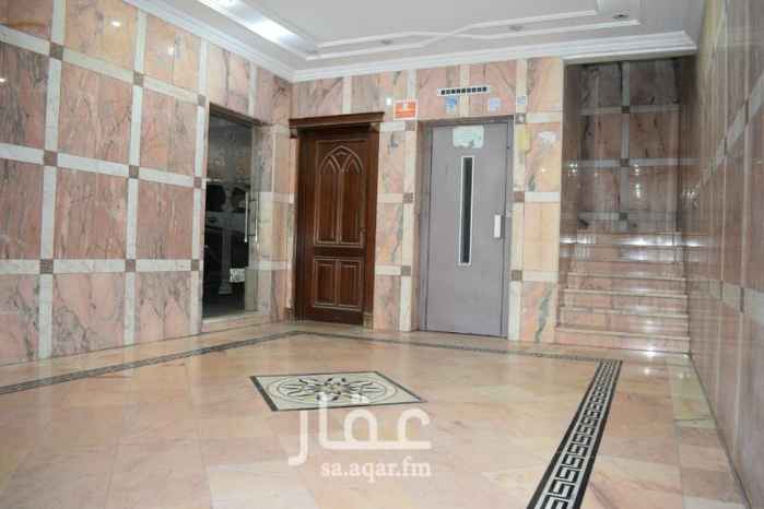 1118371 شقق للايجار #عوائل #عقار جديد
2غرفه- 2حمام- مطبخ راكب - صالة كبيرة - مصعد
#جدة
حي العزيزية شارع المكرونة
تواصل وتس اب 0538885095