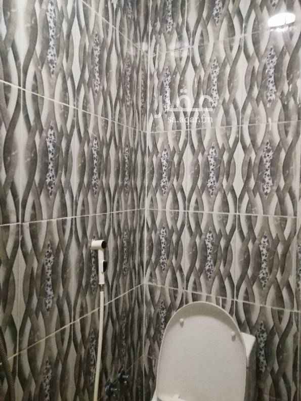 1576534 غرفه جديده وباب مستقل ومطبخ مصغر ومكيف وتلفزيون ٥٠بوصه ويتوفر انترنت الياف بصريه
وكذالك الكهرباء والماء على صاحب العماره
الغرفه مريحه لشخص او شخصين