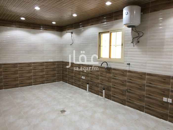 1608461 دور كامل بحي الريان تشطيب ديلوكس مع مشب و مدخل سيارة