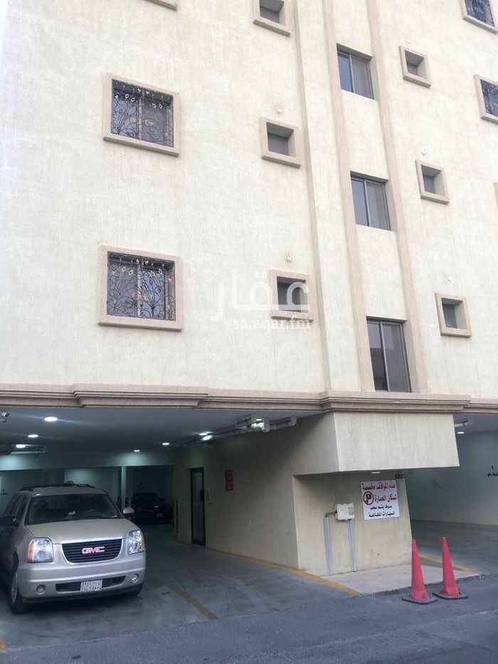 1585183 مساحة مخصصة لإسطوانات الغاز بالطابق الأرضي ومجهزة التمديدات
المواقف مزودة بكاميرات أمنية
الشقة مكيفة عدد ٤ مكيفات