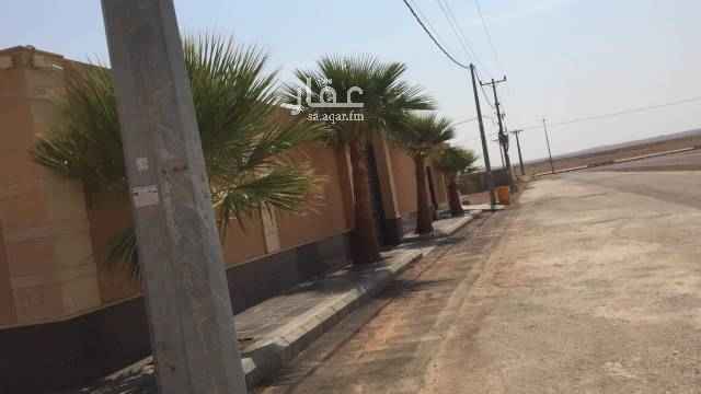 1750869 السلام عليكم ورحمة الله وبركاته..
استراحة فاخرة جداً للبيع..
في مخطط الصفرات الجديد..
شبه جديدة..بناء شخصي.
سبب البيع: تم شراء مزرعة
والرغبة في الانتقال إليها..
فلة دورين وملحق في السطح وتوابعها.
+
ملاحق خارجية وتوابعها.
مساحتها: 1860 م٢
قطعتين كل قطعة 930 م٢
بصكيف منفصلة..أي أن الفلة على أرض بصكها..والملاحق الخارجية على أرض بصك آخر منفصل.
زاوية جنوبية ش30 .. غربية ش20