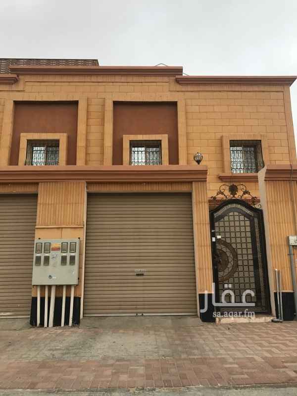 1371254 دوبلكس الدور الارضي مجلس ومقلط وصالة وحمام ومطبخ،الدور الاول اربع غرف نوم وحده ماستر وحمامين الدور الثاني غرفة خادمه وحمام وغرفة غسيل