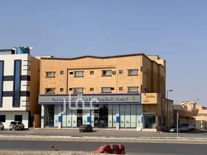 1609114 شقة عزاب
مكونة من غرفة + صالة + دورة مياه + مطبخ
الشقق كبيرة
للتواصل / 0539222667