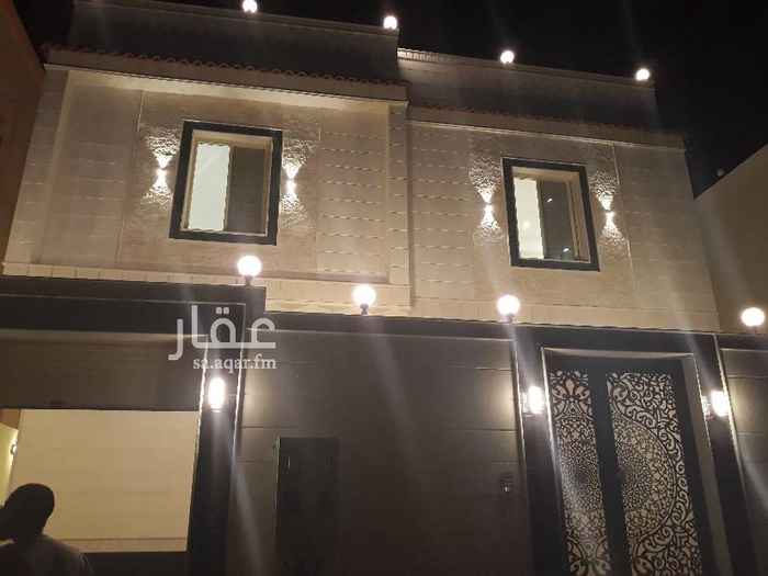1698118 فلا دورين نظام شقق بحي الصالحية
كل دور فيه خمس غرف
المطلوب مليون ٢٥٠ الف ريال للشارعين
والفلا الشارع مليون ٢٠٠ الف ريال قابل للتفاوض