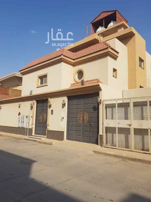1662674 فيلا ثلاث ادوار مفصوله الدور الارضي له مدخل منفصل وكراج وحوش كبير عدة سيارات ٣ مداخل ٦ غرف ٤ حمامات مطبخ وصاله مؤثثه بالكامل
الدور الثاني مدخل منفصل مع الشقه العلويه له مدخلين و٦ غرف ٤ حمامات وصاله ومطبخ راكب
الدور الثالث شقه ٣ غرف ٣ حمامات صاله ومطبخ راكب وسطح خاص للشقه حلو
كل دور له عداد منفصل
الرجاء التواصل فقط بالواتس لظروف العمل لن اتمكن الرد في الموقع او على التلفون
الرجاء التوتصل فقط للجادين