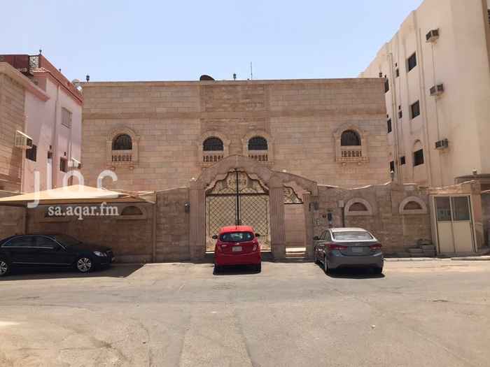1736819 عماره المساحة ٦٣٠ م٢ دورين الأرضي مقسم اربع شقق من غرفتين وصاله شقتين لها مداخل من الخلف والأول شقه من ٦ غرف وشقه من ٥ غرف الملحق غرفتين وحمامين كل غرفه في جهه مقسمين السطوح قسمين عمرها اكثر من ٣٠ سنه
مجدده قبل ١٥ سنه تجديدكامل كهرباء وسباكه تأسيس الخرائط ٤ ادوار أنا مع الوكيل مباشر حي السلامه المطلوب ٢مليون و٤٠٠الف تفاوض