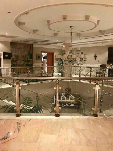 1444019 كود العرض Hu001
للبيع قصر فاخر جدا مساحته ٣٢٤٠ م حي الياسمين
البيع مع الاثاث
العمر٨ سنوات
على شارع فرعي من طريق الملك عبدالعزيز
راس بلك 36شمالي 15غربي 20شرقي
ارضيات رخام
مكيف سبيلت كونسلت
الدور الارضي:
3 مجالس رجال
مجلس نساء
غرفة كبار سن مع حمام
ملحق خارجي نساء
صاله كبيره
مطبخ داخلي
مطبخ خارجي
مسبح مغلق + ساونا
قراج مضلل 4 سيارات
ملحق خارجي مع الحمام
3 غرف سواقين
بدروم مستودع
الدور العلوي:
الجناح الرئيسي غرفة نوم كبيره جدا وحمام ومجلس
3 اجنحه
صاله كبيره
مطبخ
السطح:
غرف خادمات وحمامات
9500000 ري
