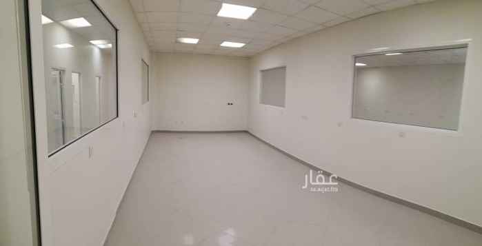 1597235 مكاتب فاخرة للايجار بحي العليا تحديدا شارع التحلية من جهة شارع العليا , بمساحات تبدا من 180م , عبارة عن :
_ 2 مكاتب ادارية
_ محطة عمل تسع عدد 10 اشخاص
_ 6مكاتب أدارية
_ استقبال
_ مستودع
_ مطبخ
_ غرفة سيرفر
_ 2حمام
المميزات :
*مركز متكامل الخدمات
* فواصل زجاجية وجبسية
*مكيفات مركزية
*موقع ممتاز بوسط المراكز التجارية الشهيرة
*تمديدات نت وسنترال
*مواقف ارضية
*مصاعد
*نظافة دورية
*حراسة دائمة
*مرخص من الدفاع المدني
المساحات تبدا من 180 م الى 220 م