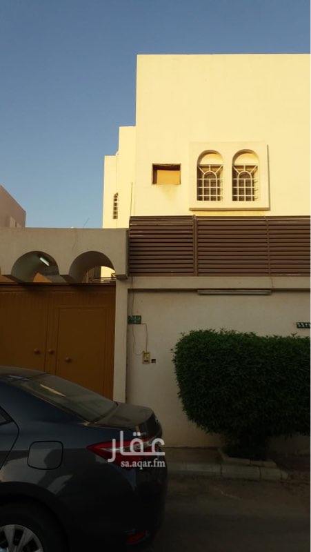 1748553 دور علوي للايجار بالعزيزيه موقع ممتاز
الغرف 5
مطبخ
دورات مياه 3
صاله
مدخلين بالدور رجال ونساء
مدخل خاص ارضي بدون كراج
غرفه بالسطح
الايجار 27 الف بالسنه
لاستفسار الاتصال على 0540006955