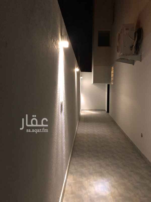 1705438 دور علوي بالسطح مجلس وصاله وغرفتين نوم مجدده بويه وإناره وسباكه