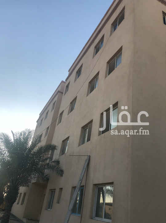 1371053 يحتوي على اربع ادوار واصنصيل . الدور الاول والثاني عبارة عن مكاتب غرف الدور الثالث والرابع مفتوح كامل