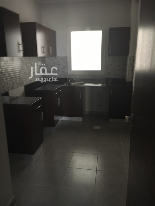 1577500 شقة جديدة في مشروع الشروق بمدينة الملك عبدالله الاقتصادية (رابغ) .. حي الشروق قريب من ميناء الملك عبدالله ..
غرفتين وصالة كبيرة وحمامين ومطبخ
المكيفات مركبة
دواليب المطبخ
والخدمات جميعها واصلة
ويوجد مصعد
الشقة بالدور الثاني وتطل على حديقة وألعاب أطفال
للبيع 450 ألف صافي
للتواصل واتساب فقط ( 0540204640 ) .. أحمد