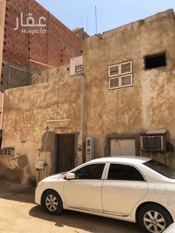 1698290 للبيع بيت شعبي في حي الجامعة بوثيقة
عبارة عند دورين الدور الارضي ٤ غرف و حمامين ومطبخ وصالة
والدور الاول ٤ غرف وحمامين ومطبخ صغير وصالة ومستودع صغير وسطح
بإمكان فصل الدور الارضي عن الاول
عداد كهرباء ٦٠ امبير
عداد ماء
الصرف موجود
خدمات الهاتف موجودة