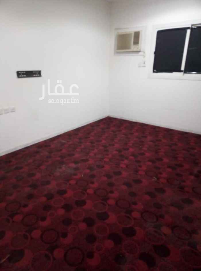 1545257 شقق عزاب للايجار حي الجزيرة طريق الميه بجوار شواية الخليج غرفه وحمام مكيف راكب كما يوجد فريق صيانه على أعلى مستوى وبراكن سيارات