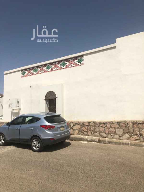 1461691 بيت شعبي للايجار في حي الشهداء مكون من حوش 3 غرف 2 صالة ومطبخ وحمام