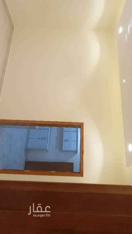 1662818 شقة عوايل جديدة للايجار خلف جرير الواحه سنتر..
في التشطيبات الاخيره خميس مشيط ..
خزان وكهرباء منفصلة
فخمة جدا وافضل العوائل الصغيرة طمعا في الهدوء
للتواصل 0540503899
* يتوفر مطبخ .
* عوائل فقط .
* 2 غرف نوم وحده منها ماستر.
* صاله
* مقلط
* مجلس رجال
* 4دورة مياه . وحده منها غرفة غسيل ومستودع
مدخل مشترك
لايوجد حوش او سطح