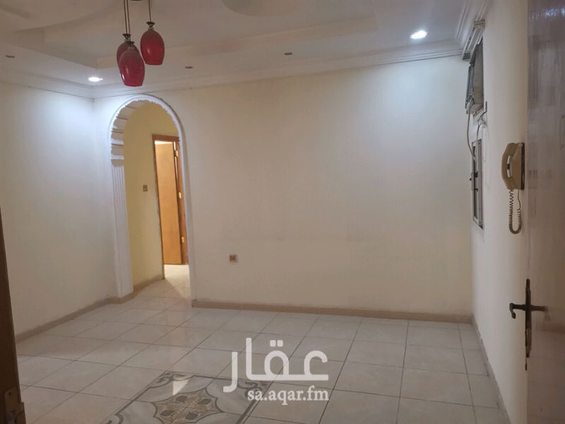 1509989 شقتين متجاورين للايجار
كل شقة مكونة من 2 غرفة وصالة ومطبخ وحمام __الدور الاول بعد الأرضي
الايجار السنوي لكل شقة /16,000