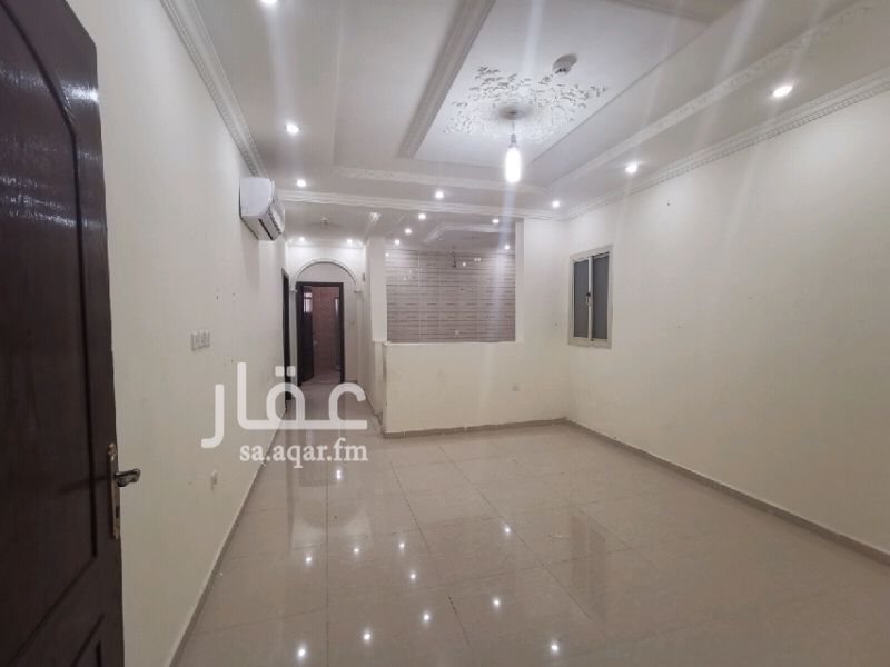 1510009 4 غرف وصالة ومطبخ نظام أميركي و3 دورات مياه الدور الأول واجهة خلفية مدخل واحد
الايجار السنوي /20,000