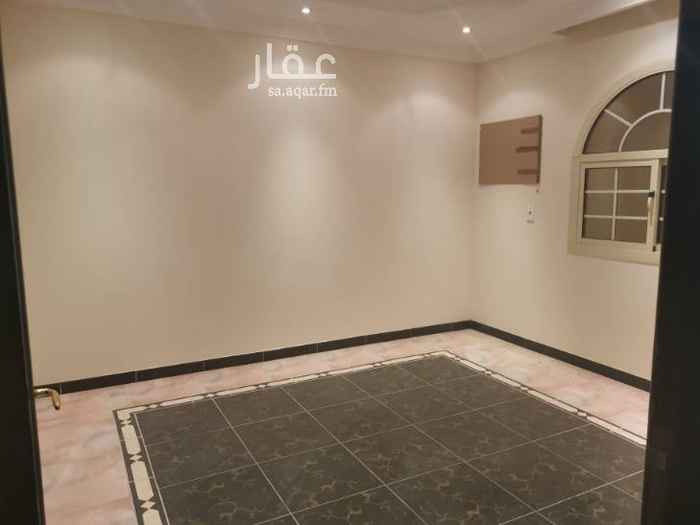 1589468 شقة للايجار بمخطط الحرمين خلف عيادات النهدي كير مباشرة
4 غرف وصالة ومطبخ راكب و 3 دورات مياه الدور الرابع واجهة امامية (جنوب)
الإيجار السنوي /24,000