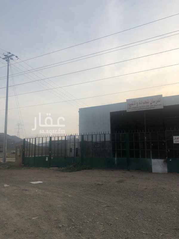 1355736 الموقع للايجار بالمدينه المنوره
المساحه479م
رخصة تجاري على شارعين
تجاري شارع 100 طريق تبوك العام
وشارع اربعين
للتواصل اتصال 0583108566