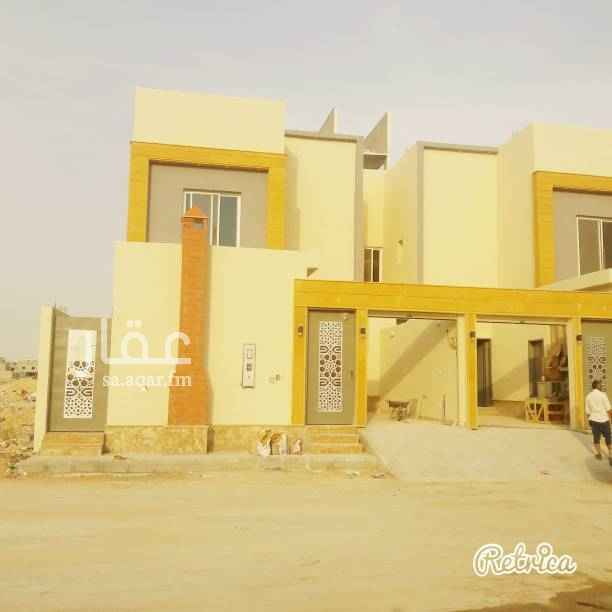 1761710 دوبلكس للبيع مساحه 250 تتكون من ملحق ومجلس ومقلط ومجلس نساء وصاله ومطبخ وفوق اربع غرف نوم وتلات دورات مياه وصاله والسطح غرفتين نوم ودوره مياه للتواصل 0540850810