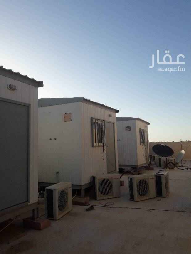 1497347 غرفه عزاب للايجار فوق سطح عماره... الغرفه مؤمنه بعازل ضد الحراره...بها دورة مياه .. تصلح لحارس او سايق.... للاتصال واتس اب فقط ٠٥٤٠٨٥٨٦٣١