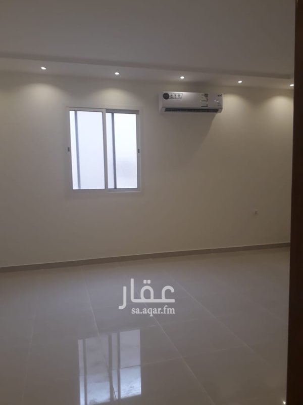 1756385 شقق عوايل تشطيب سوبر لوكس مكون من ثلاث غرف وصالة وحمامين ومطبخ راكب مكيفات اسبلت ومطبخ تشطيب ممتاز. بها كاميرات وانظمة حديثة السعر الدور الارضي والملحق سعر الشقة ٣٦ الف.
والدور الاول والثاني سعر الشقة ٣٨ الف