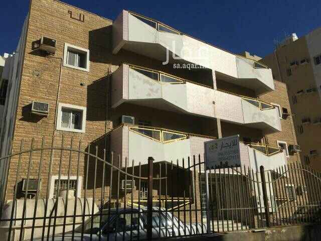1612466 - 2 غرف
- وصالة
- دورة مياة
- مطبخ غير جاهز
- الكهرباء مشترك *50%*
الايجار السنوي 12 الف
الدفع شهري