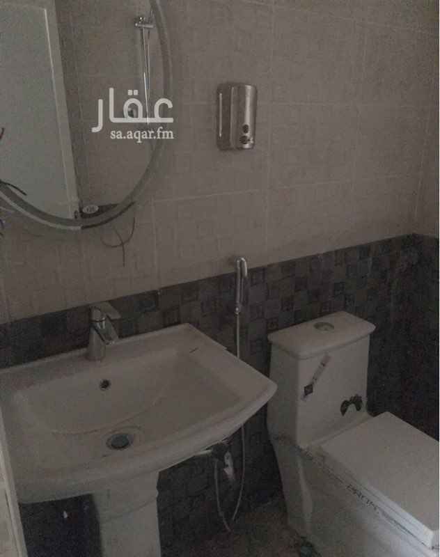 1510233 استراحات عزاب فاخرة و جديدة للايجار قريبة جداًً من تقاطع طريق المك سلمان و طريق ابوبكر (على بعد ٥٠٠ متر)
مجلس كبير و غرفة نوم و حمام و مطبخ و حوش
السعر الايجار السنوي بدون مدخل سيارة ٣٢٠٠٠ ريال شامل الكهرب و الماء على قسطين ، قسط واحد ٣٠٠٠٠ ريال
مع مدخل سيارة ٣٥٠٠٠ ريال شامل الكهرب والماء على قسطين و ٣٣٠٠٠٠ ريال قسط واحد