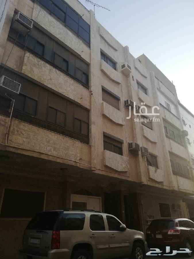 1681651 السعر: 18000 ﷼
الايجار الشهري: 1500﷼
شقة 4 غرف و2 دورة مياة ومطبخ وصالة معيشة
بلكونة
الشقة في الدور الثالث لا يوجد مصعد
اذا انقطع الماء وهوا نادر الحدوث 130﷼ شهرا
***(( اي دفع وشغل من اساسيات في الشقة مخصومة من الايجار السنة الاولى والثانية وممكن الثالثة ))
حي النزلة _ خلف جامعين جامع الكوثر وجامع الملك عبدلله __
وخلف مركز السعر المنافس
الموقع متوفر به جميع الخدمات من محطات واسواق وصرافات
بجوار مدارس بنين وبنات