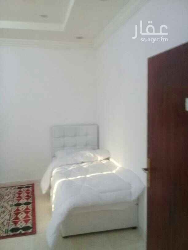 1553211 يوجد غرف للايجار الشهري للشركات و الافراد .. حيث يوجد غرف مؤثثة بالكامل مساحتها 5&5 ب800 ريال في الشهر ويوجد غرف غير مؤثثة مساحتها 5&5 ب600 ريال في الشهر ويوجد غرف مساحتها 4&3غيرمؤثثه 450 ريال في الشهر .... جميعها شاملة الكهرباء والموية و الانترنت مجانا