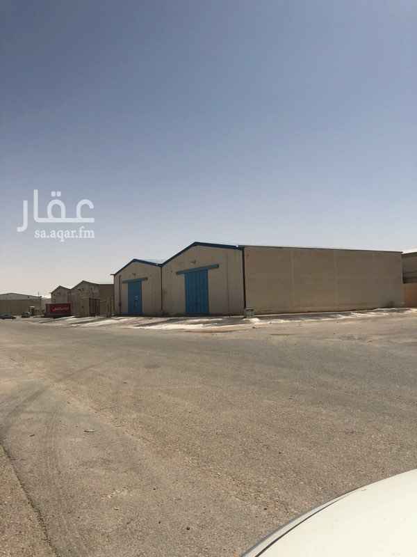 1503981 رقم العقار (151/1) و (151/2)
مستودعين مقامة على ارض واحدة المساحة الاجمالية للمستودع الواحد 808 م والمساحة المستودعين ١٦١٦م مبلغ الايجار السنوي 130,000 ريال،
كما ان الخيار متوفر لمن لديه الرغبة في استئجار مستودع واحد فقط بحيث يكون الايجار السنوي للمستودع الواحد 65,000 ريال
* متوفر مكتب ودورة مياه لكل مستودع
* اوراق كاملة (رخصة بناء - شهادة اتمام بناء - مخطط معماري - شهادة دفاع مدني - مخطط امن وسلامه)