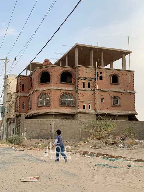 1749358 العماره بصك شرعي
على شارع فرعي
مكونه من 3 ادوار و ملحق
الدور الاول و الثاني مشطب داخلي
ابواب العماره كامله من دمشق
عمر العماره 6 سنين
داخلها الكهرباء
كل دور فيه 4 غرف بس الغرف كبيره مره وصاله كبيره وبذاخلها صاله ثانيه مرتفعه ومطبخ مفتوح على الصاله كبير
وحمامين طبعا الدور الارضي هدا
اما الدور الثاني نفس النظام بس على اوسع وديكورات السقوف كلها
وفي الحوش غرفه بحمام
والدور الثالث غير مشطب مع الملحق.
مساحتها 400 متر
المطلوب مليون و 100الف
وقابل للتفاوض
وتساب
0541040429