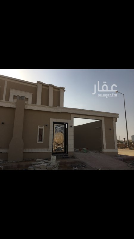1758586 حي طويق وينقاله نمار/ شارع نجم الدين
فله زاوية درج داخلي شرقيه 291
شارع 15/15
4 غرف نوم مع حماماتهم +صاله
مجلس وصاله حريم
مجلس مقلط مشب رجال
غرفة خادمة
6 حمامات
الحد 900 والصامل مانختلف معه بالمعقول