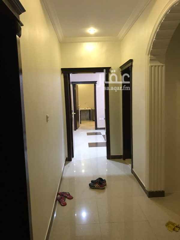 1452936 شقة للبيع مكونة من ثلاث 3 غرف وحمامين وصالة ومطبخ راكب ومكيفات، مطله على شارعين، الشقة مساحتها جيده، البيع من المالك مباشرة واول ساكن للشقه، تم استخدام الشقه لفتره بسيطه.
(ملاحظة:الاثاث الموجودة في الصور ليست للبيع)
تاريخ شراء الشقه :2016
مطلوب: 320 الف
حي الروابي
الدور الثالث
يوجد مصعد وموقف سياره خاص للشقه وخزان مستقل
تم وضع كافة التفاصيل
الرجاء عدم الاتصال والسؤال عن التفاصيل السابقه