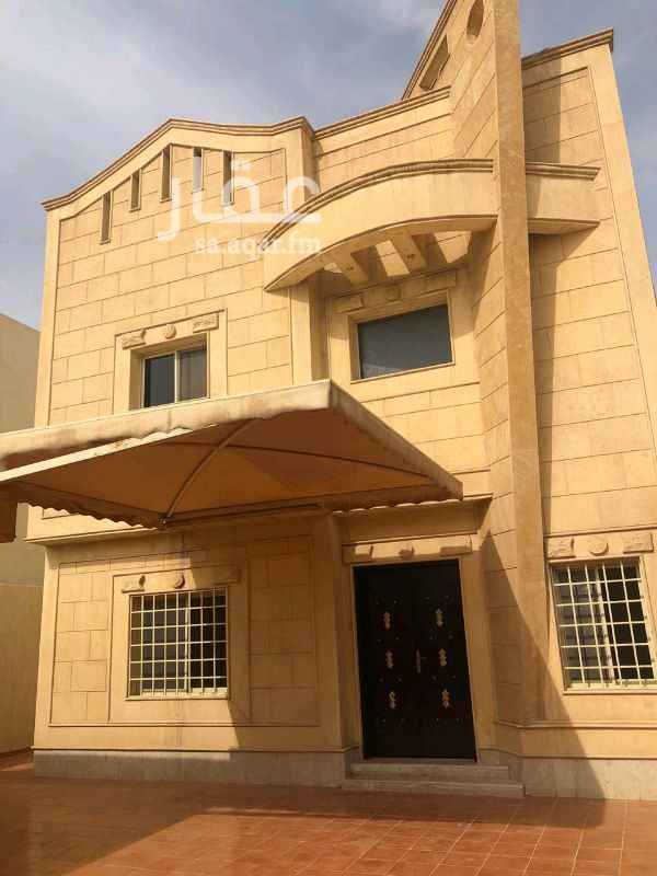 1351235 فيلا للايجار حي الياسمين مربع ٤ المساحه ٤٠٢م جنوبيه تحت مجالس وملحق خارجي وفوق ٥غرف نوم وغرفة خادمه وغرفة سواق وحوش كبير قريبه من جميع الخدمات ١٢٠٠٠٠دفعتين ١٠٠٠٠٠ريال دفعه واحده