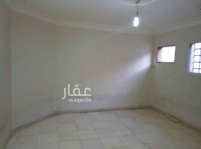 1501313 شقة للايجار ثلاث غرف وصالة دور ثالث مع السطح كهرب مستقل حي الخليج
السعر 16000 ريال